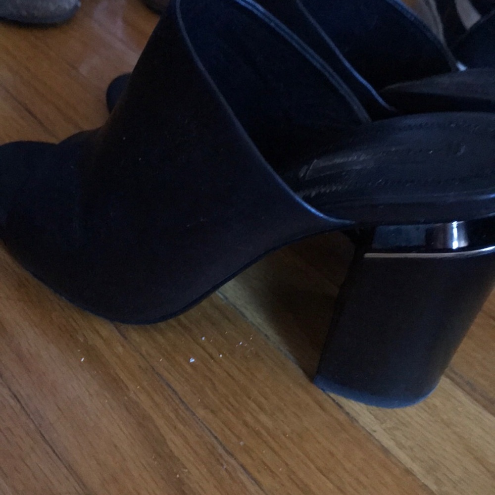 High heels no return - Picture 3 of 3